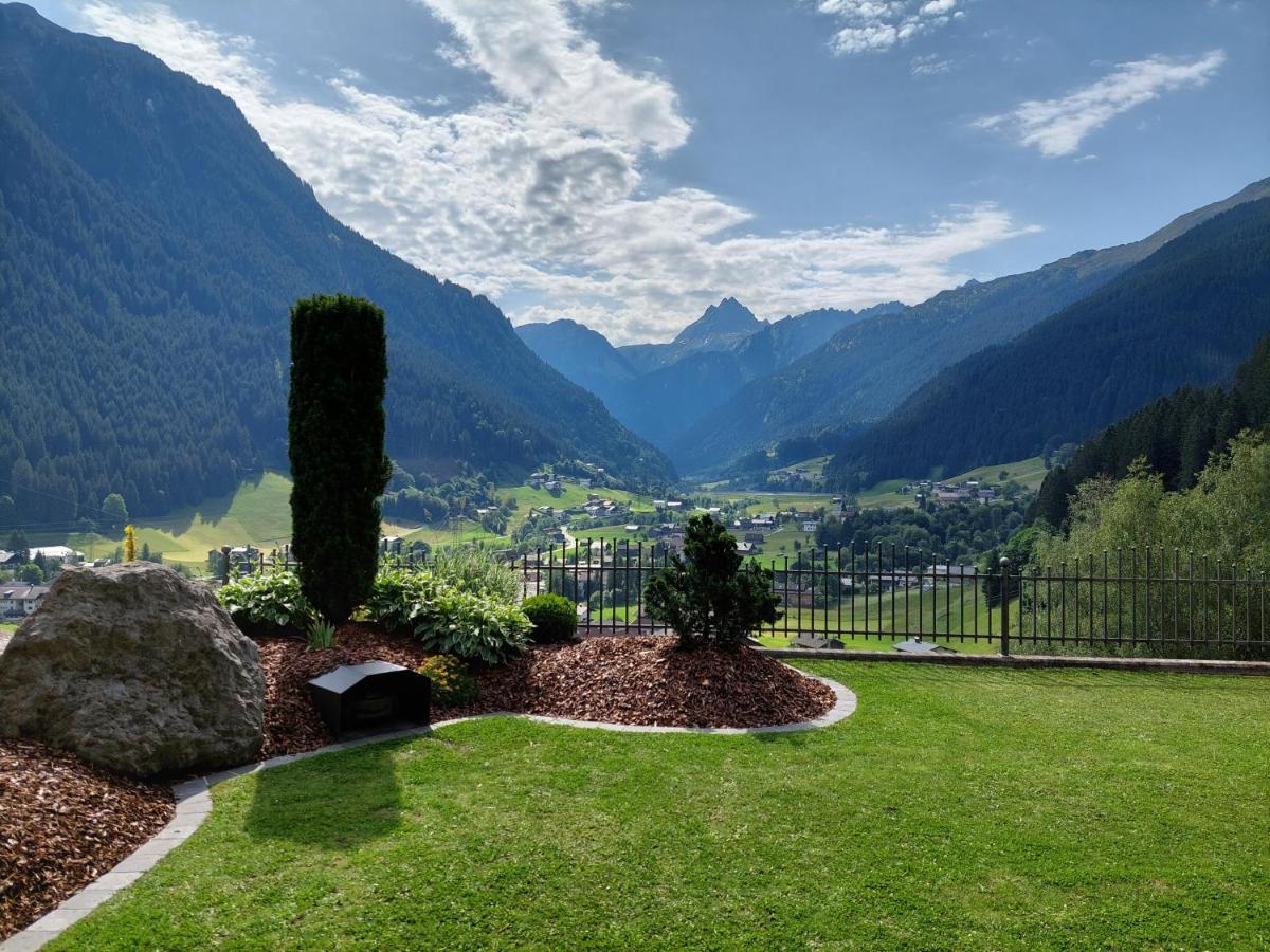 Apart Alpenpension Maderer Gaschurn Exteriör bild