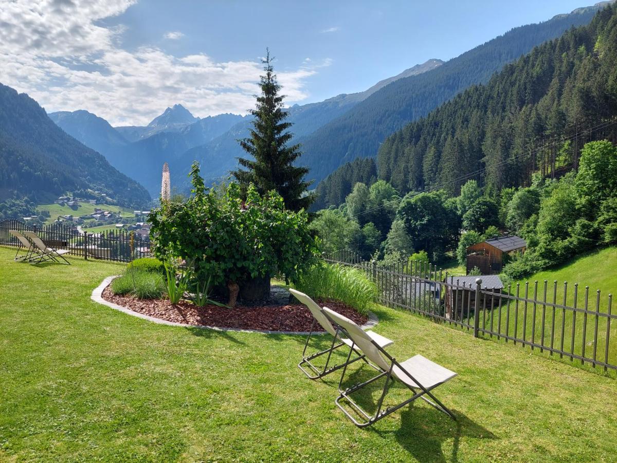 Apart Alpenpension Maderer Gaschurn Exteriör bild